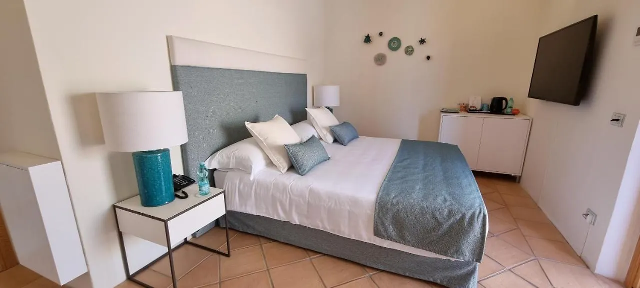 Hotel Borgo Smeraldo Arzachena 4*,  Italy