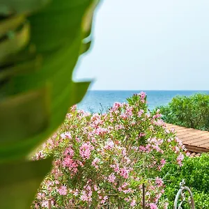 Thalassos Guest house